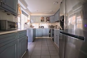 Kitchen- click for photo gallery